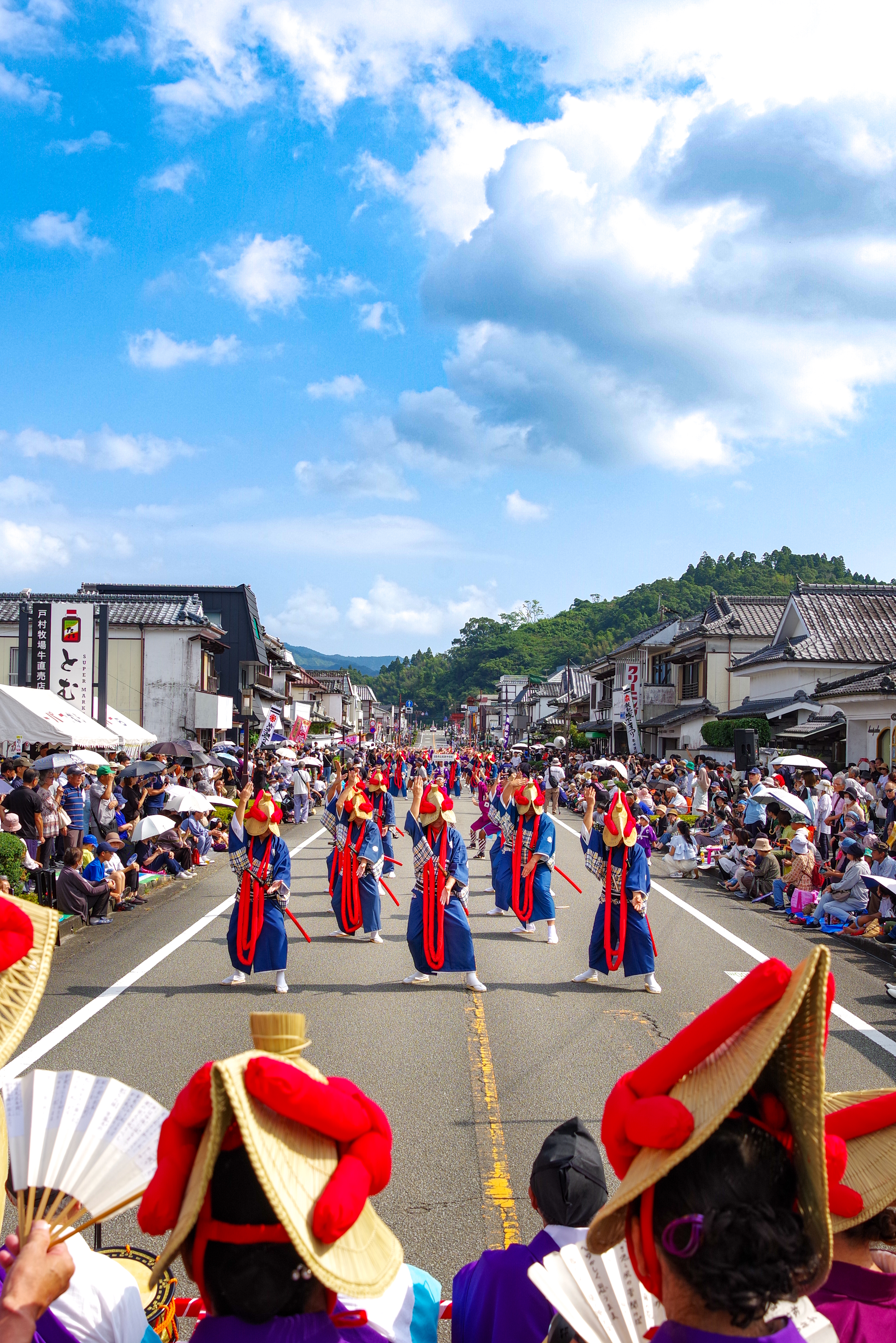 泰平を寿ぐ舞列