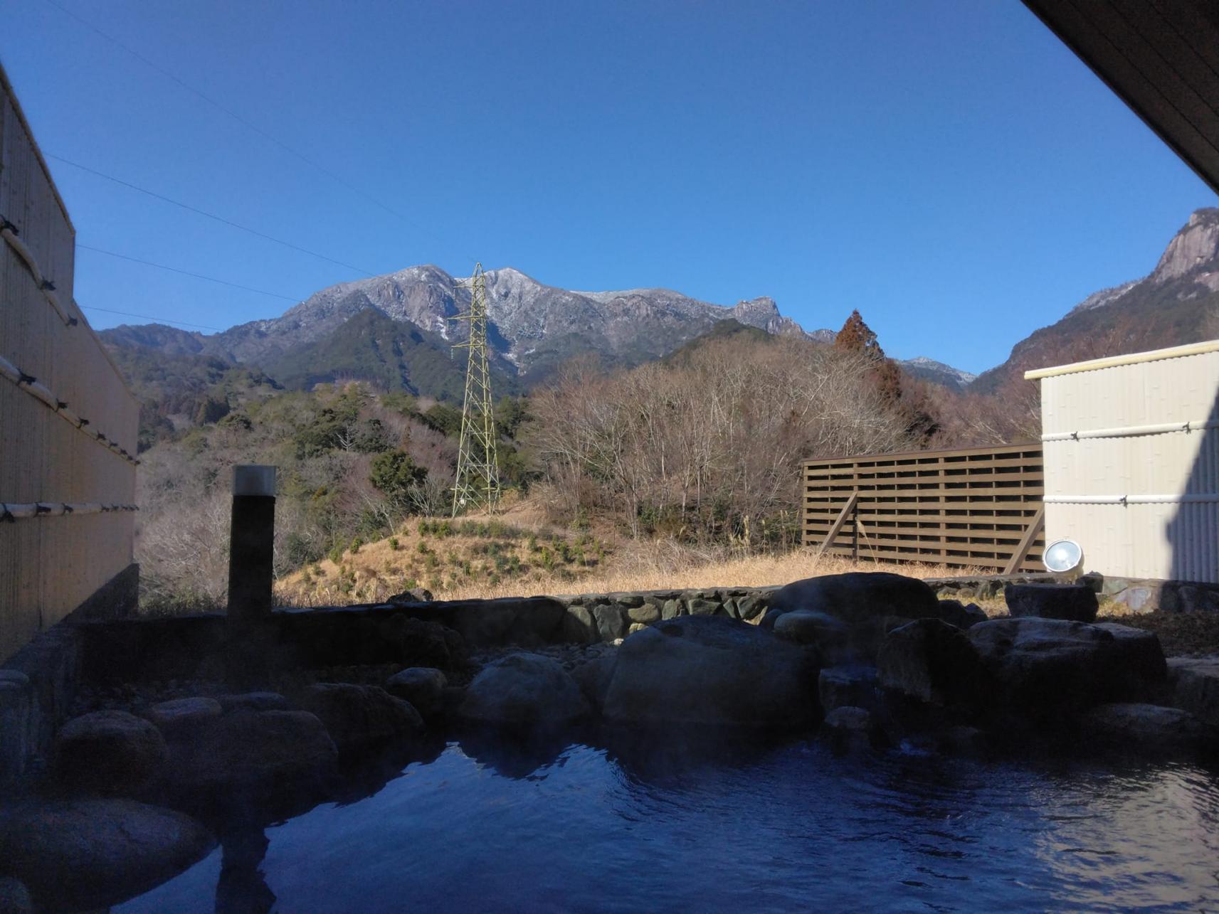 祝子川温泉で疲れを癒す-1