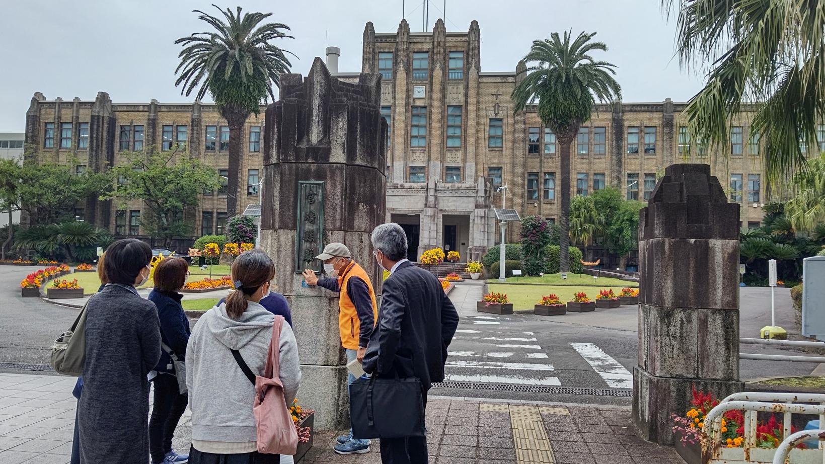 県庁見学ツアーボランティアガイド募集中-1