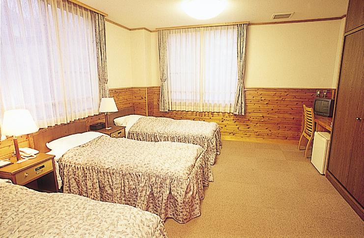 ごかせ温泉森の宿 木地屋／五ヶ瀬町-1