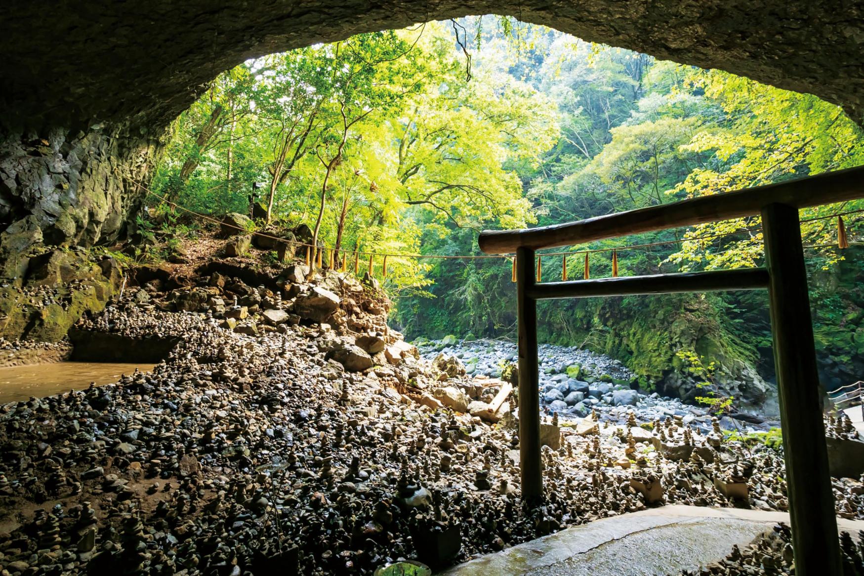  天岩戸神社・天安河原 