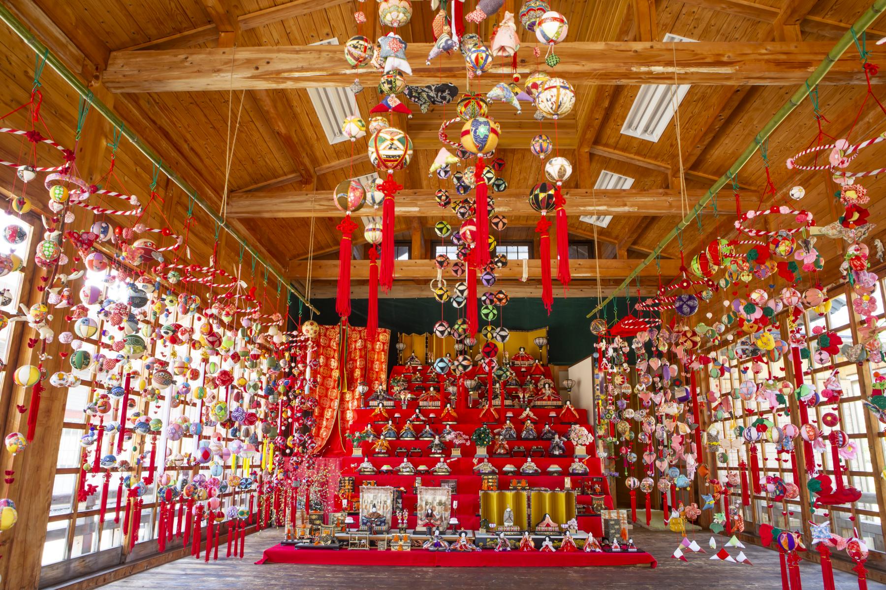 さげ雛／美郷町-1