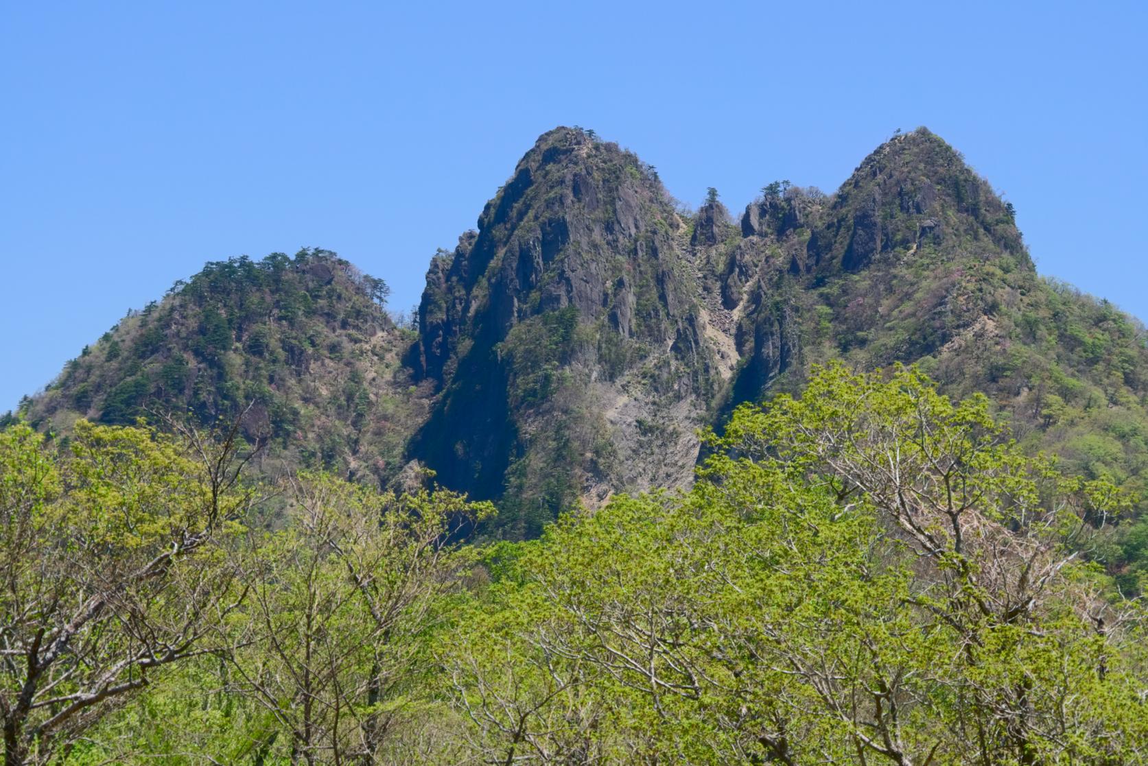 傾山-1