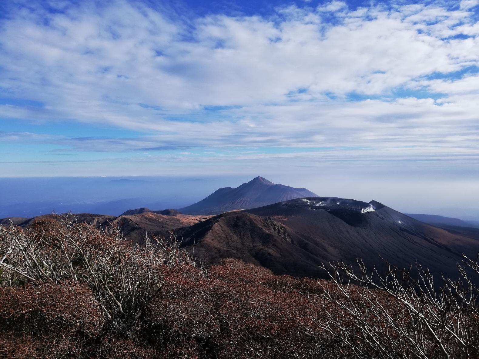 霧島錦江湾国立公園とは | 旅の特集 | 宮崎県公式観光サイト 霧島錦江湾国立公園とは | 旅の特集 | 宮崎県公式観光サイト