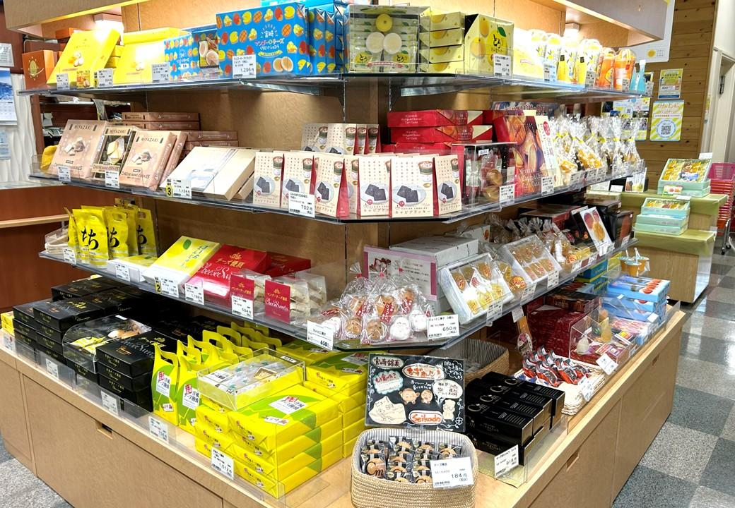 お菓子コーナー-4