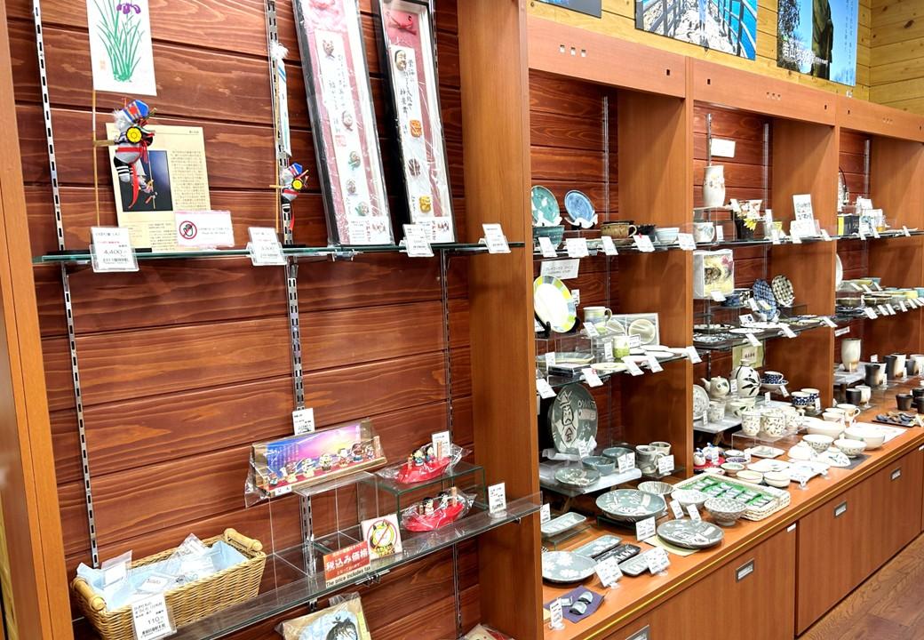 工芸品コーナー-3
