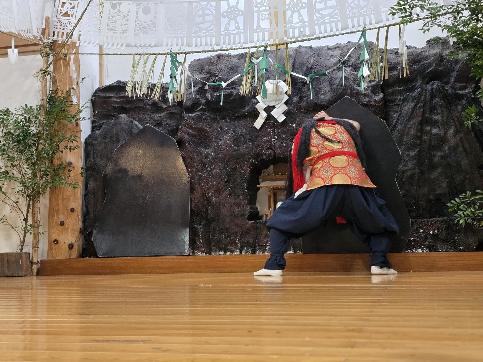 戸取（ととり）の舞-2