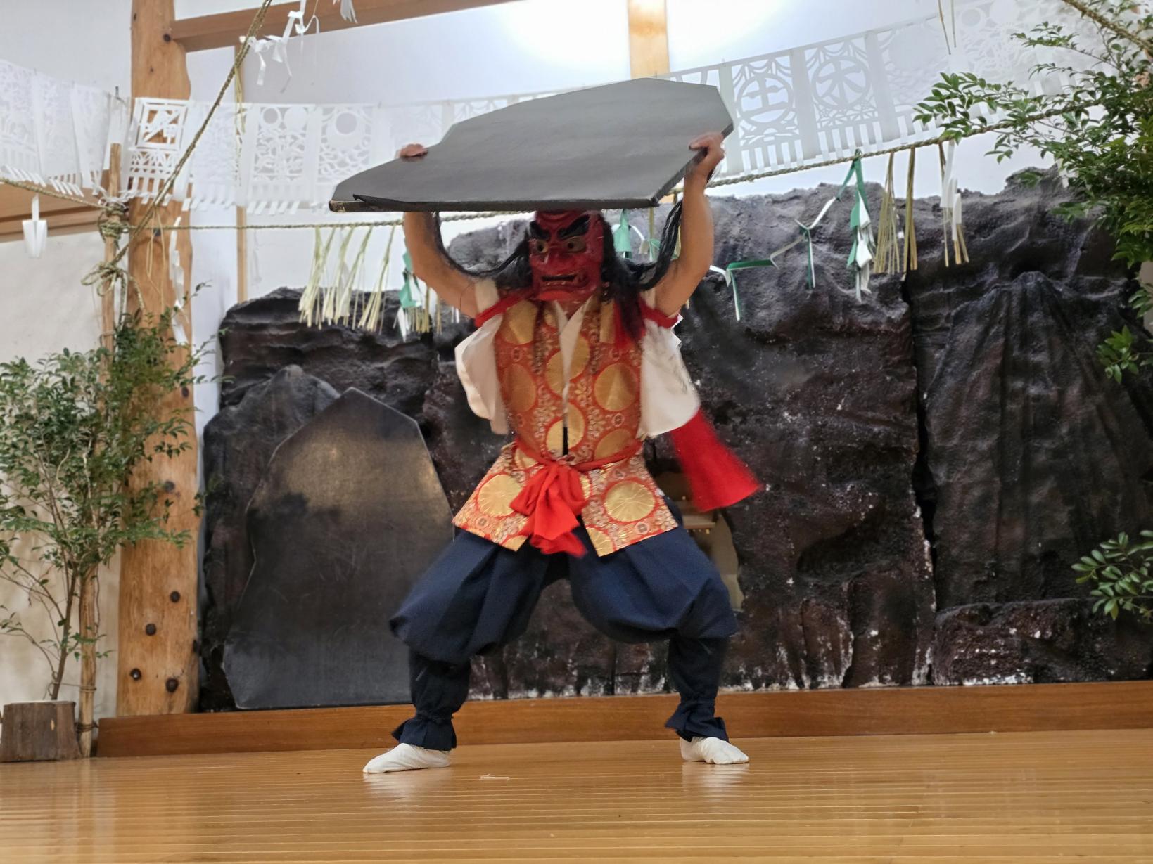 戸取（ととり）の舞-3