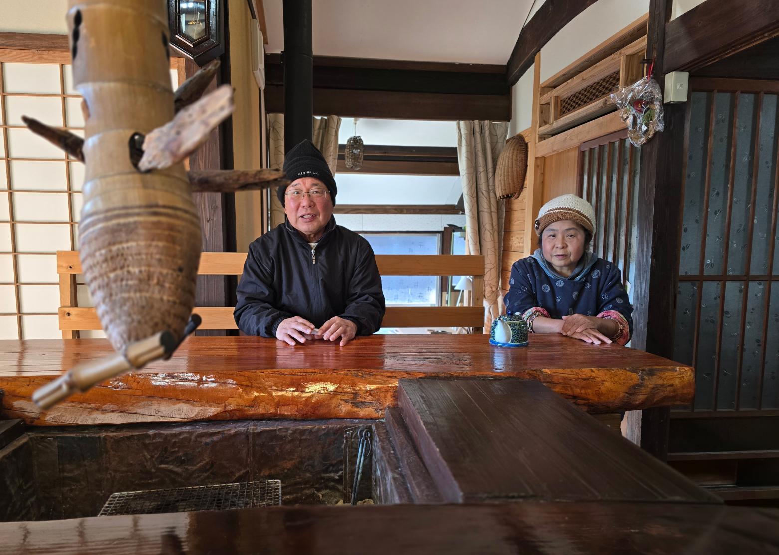 築100年の古民家×DIYログハウス。進化し続ける「大人の遊び場」-0