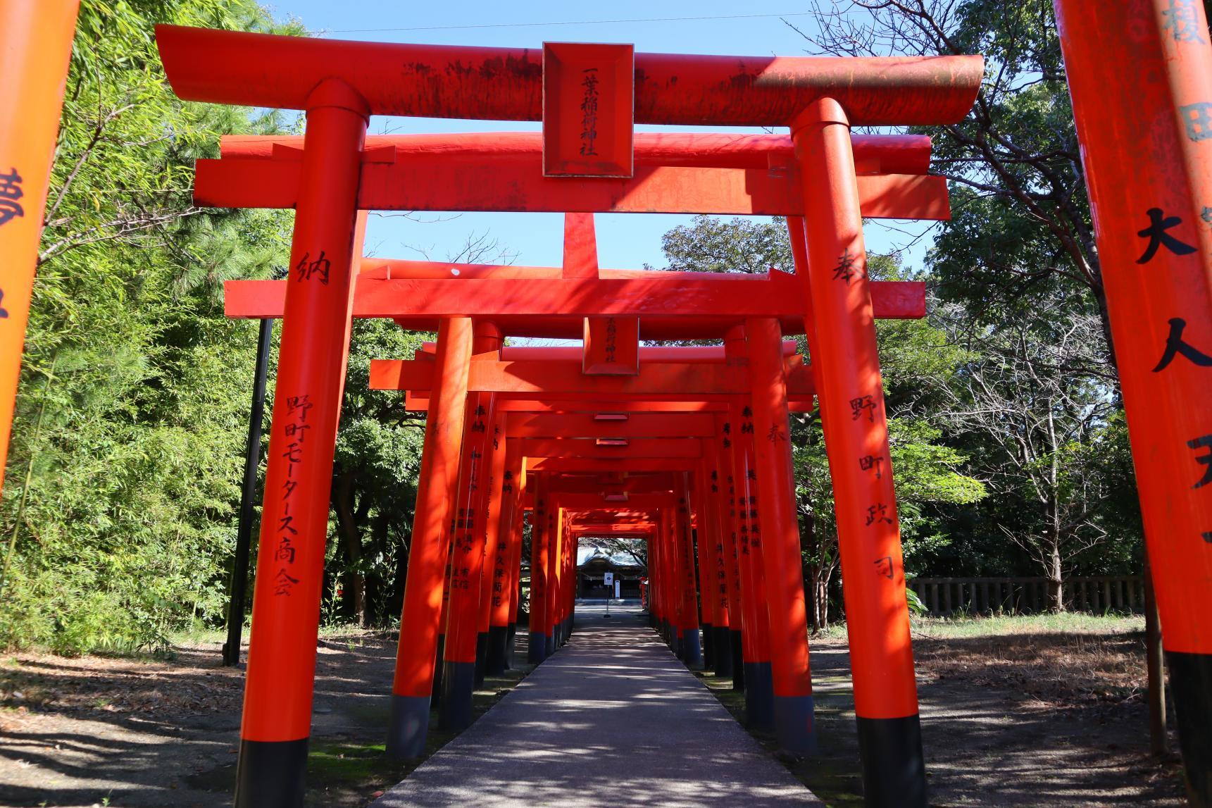 第8位　一ツ葉稲荷神社（宮崎市）｜開運・商売繁盛のパワースポット-0