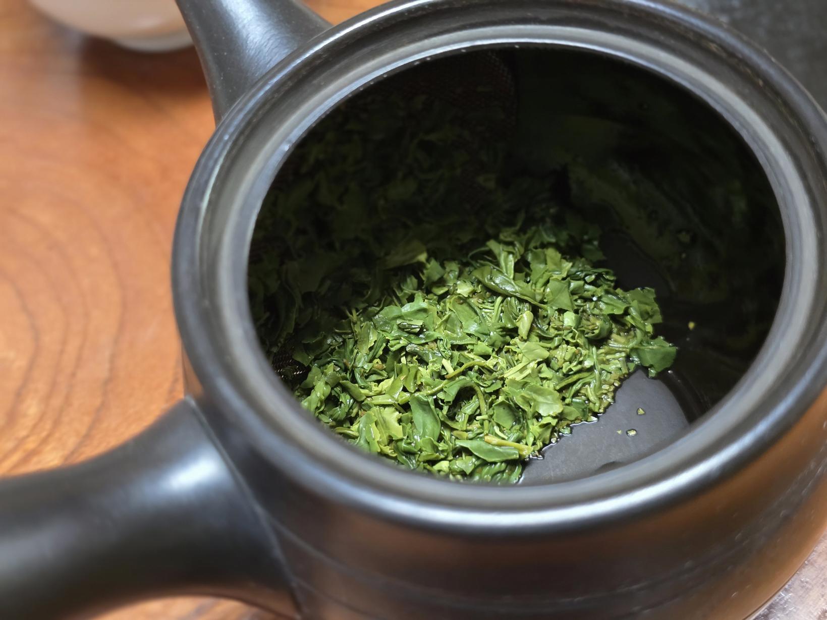 6種類の飲み比べ、同じ茶園から、これだけの表情が生まれる-3