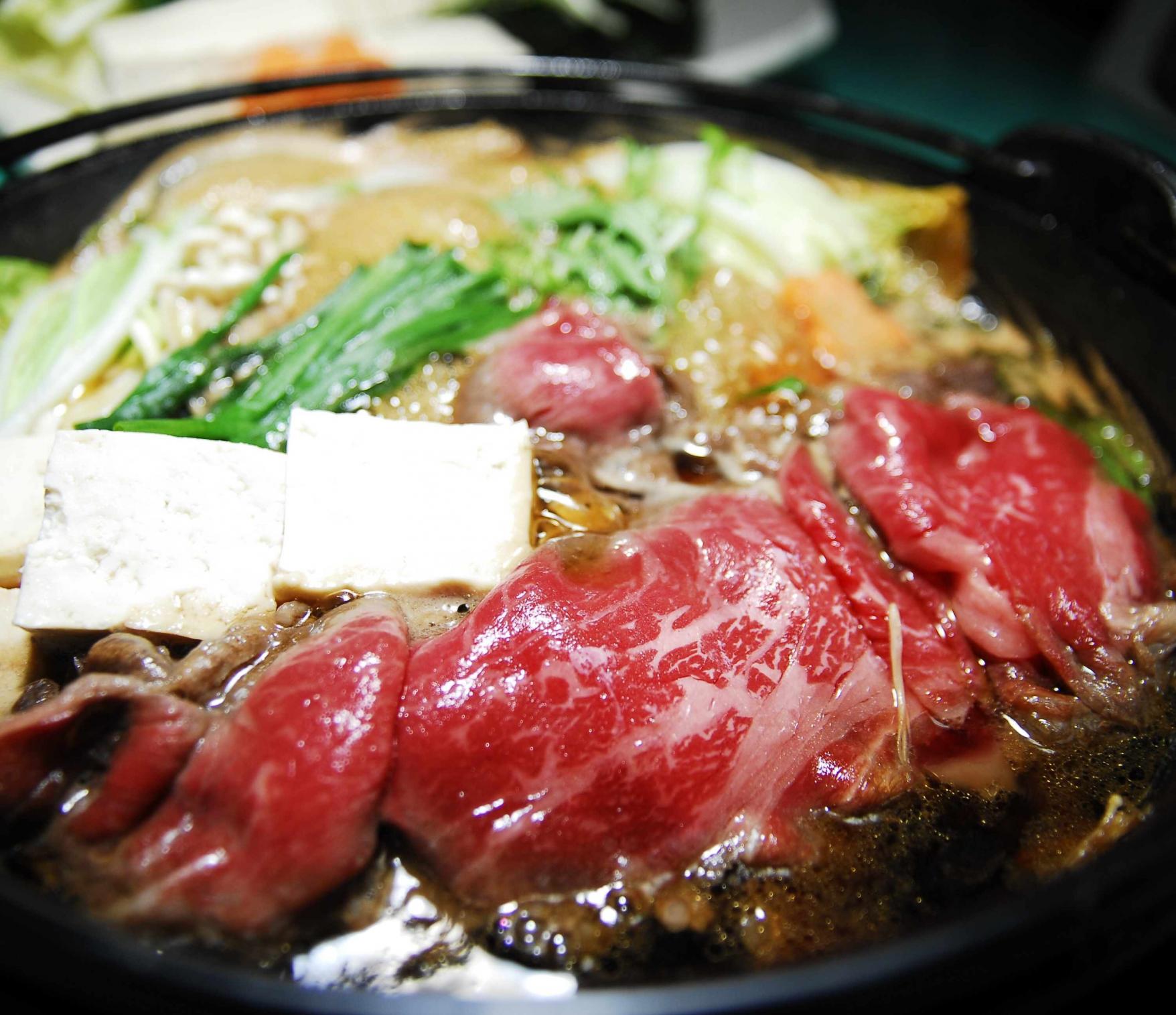 4大会連続日本一！柔らかな食感ととろける味わい「宮崎牛」-2