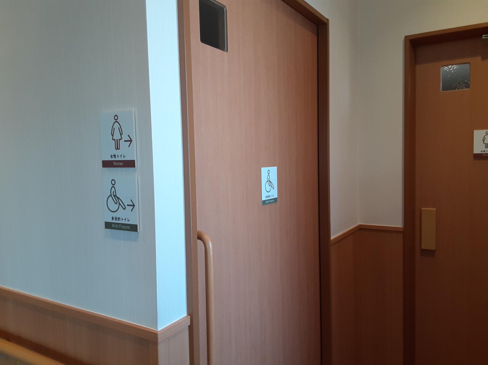 志比田第二増設工場内4Fの多目的トイレ入口-4