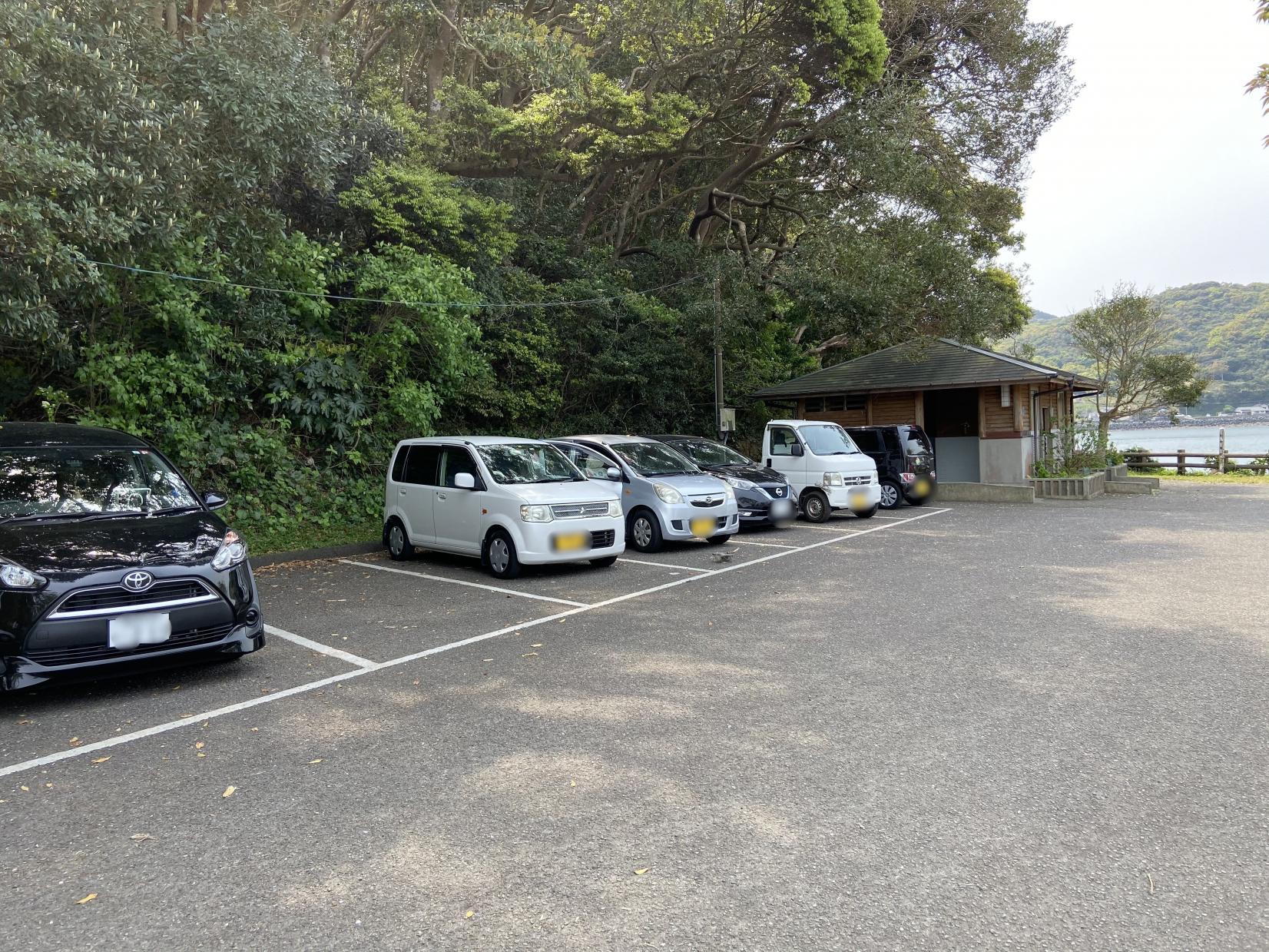 駐車場-0