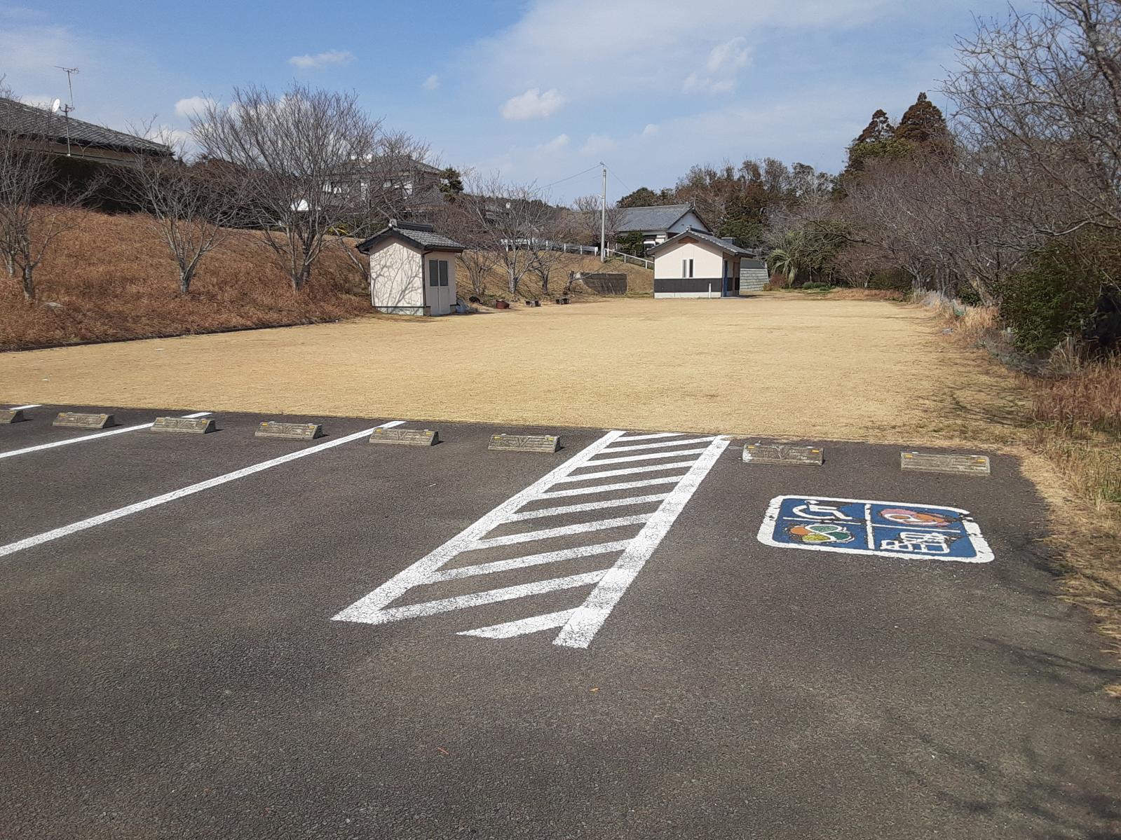 障がい者用駐車場-0