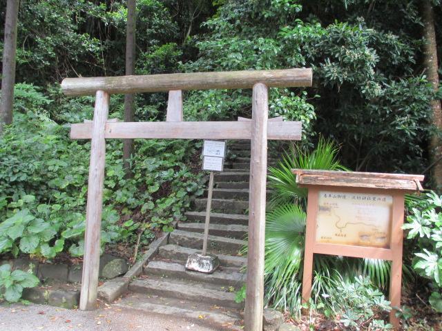 参道入口-1