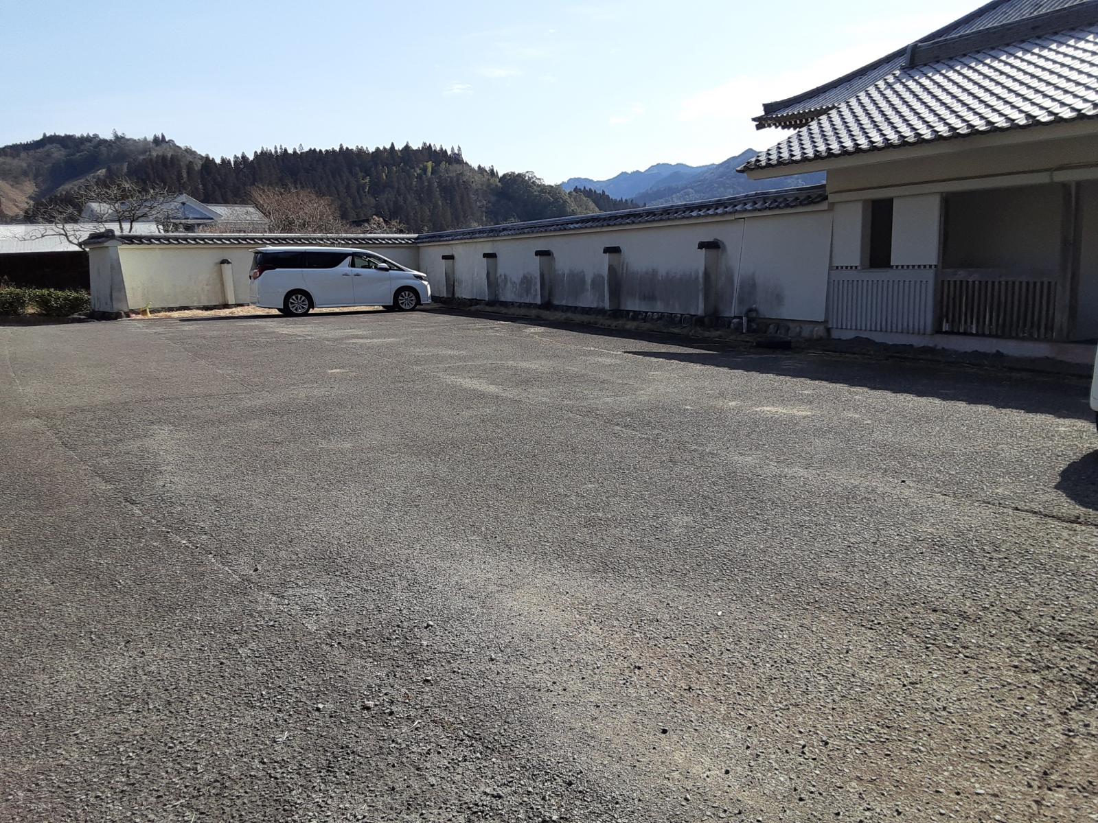 駐車場（西の正倉院裏）-0