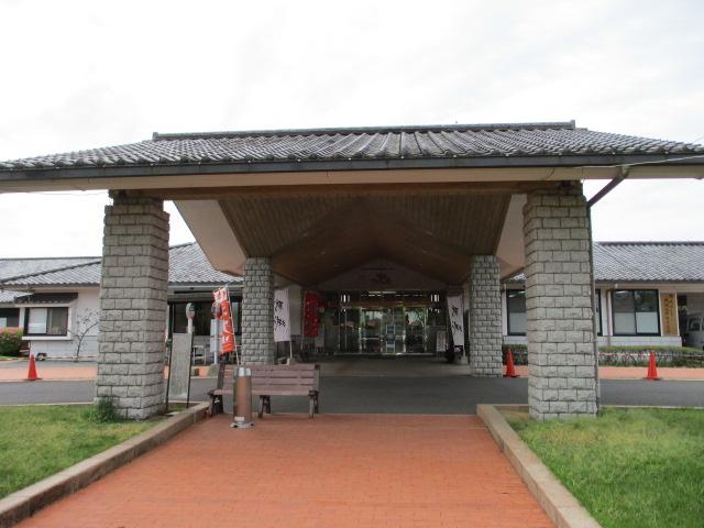 出入口-0