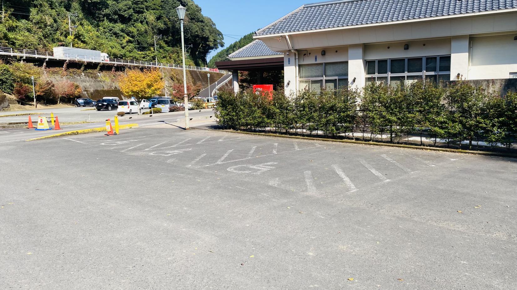 障がい者用駐車場-1