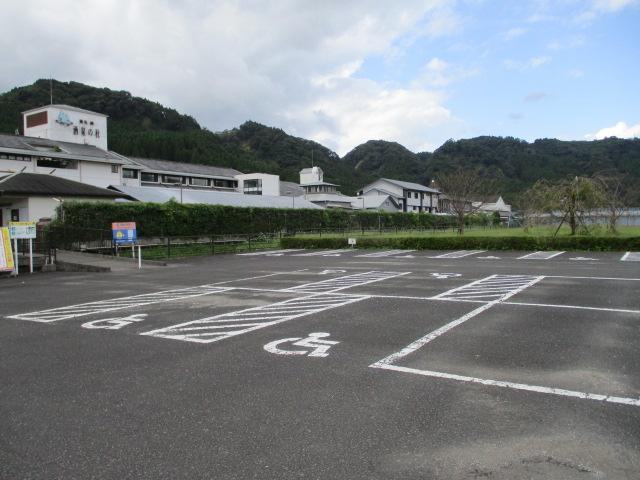 障がい者用駐車場-0