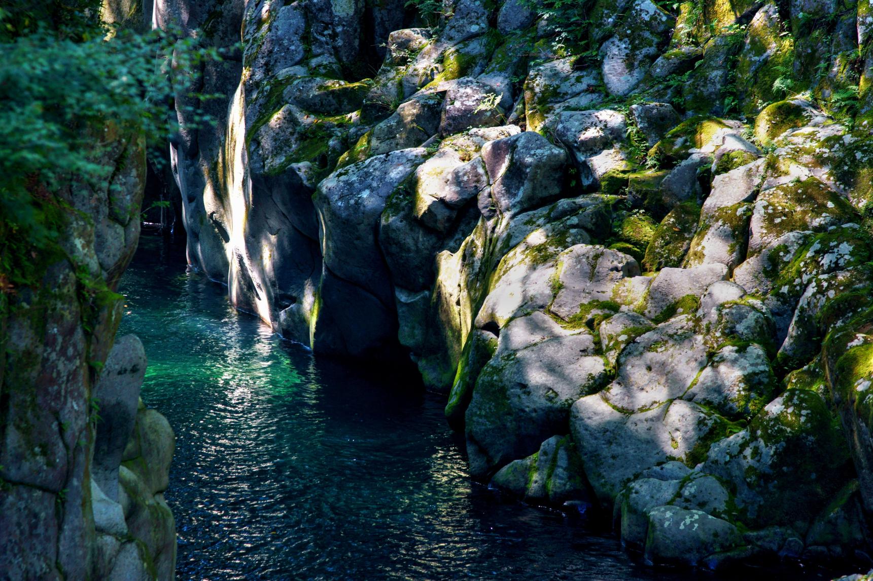 Nagata Gorge-1