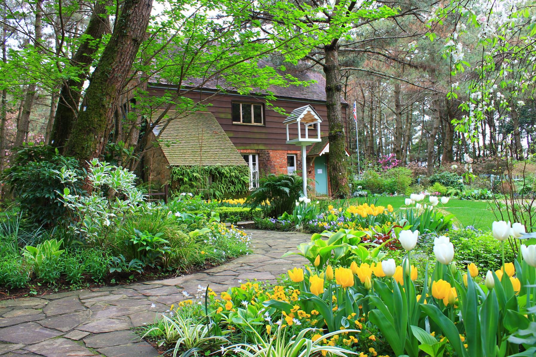 英国式庭園（国際海浜エントランスプラザ）-6