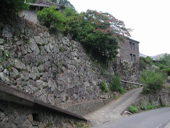 石垣の村　戸川-2