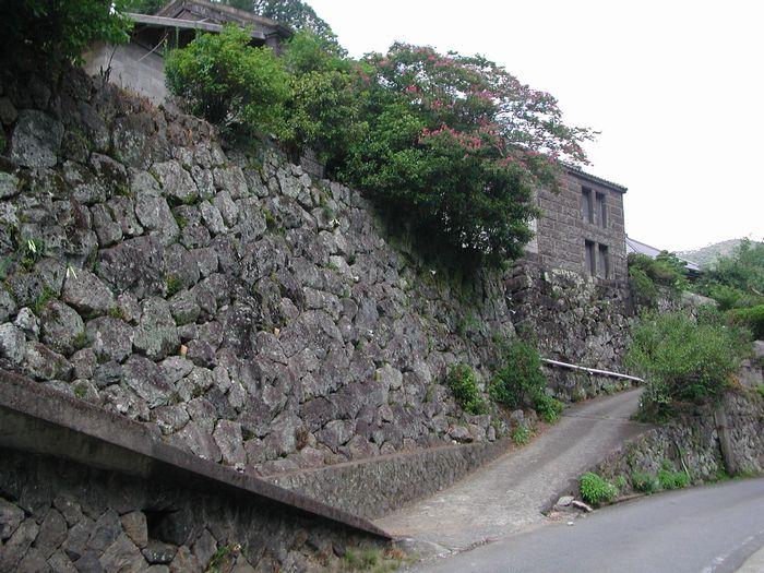 石垣の村　戸川-2